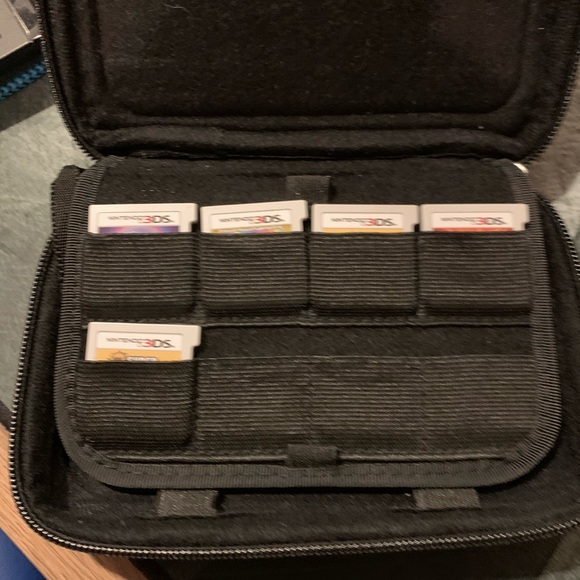 Nintendo 3DS - Picture 1 of 6